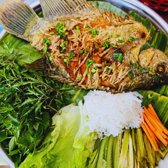 GÀ RẪY NƯỚNG + CƠM LAM
