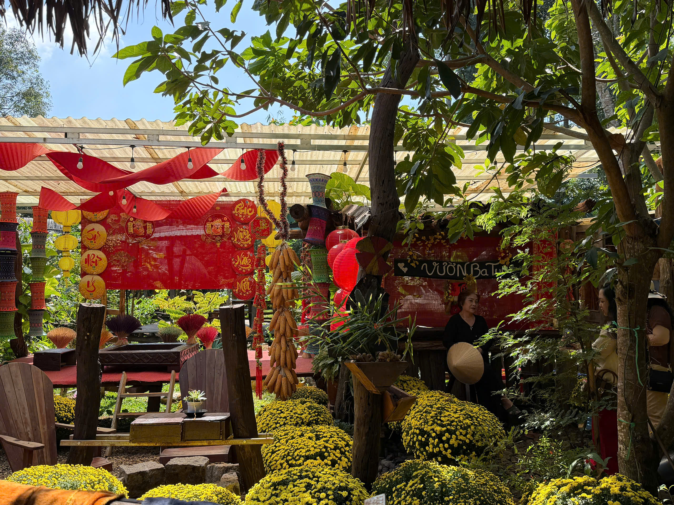 Sinh nhật Vườn Ba Tui không gian tiệc gia đình ấm cúng